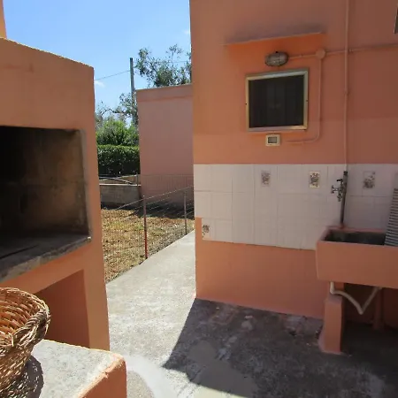 Casa Vacanze Rosa Holiday home Matino